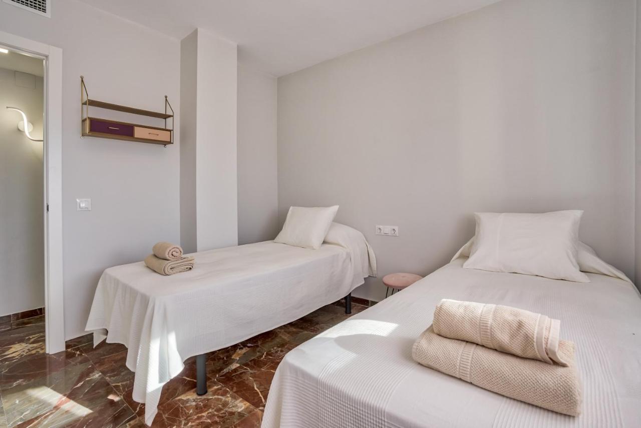 Sur Suites Lubina Фуэнхирола Экстерьер фото